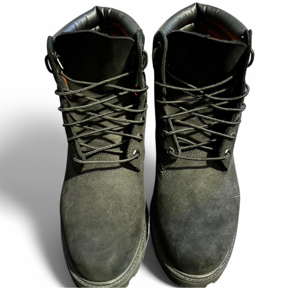 Black Timberlands